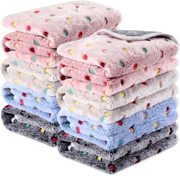 8 Pcs Guinea Pig Bedding Cage Liners Bulk Waterproof Blankets Small Animal Flannel Throw Bedding Absorbent Reusable Pet Pee Sleep Mat Pad Cover for Hamster Ferret (Dot,12 x 12 Inch)